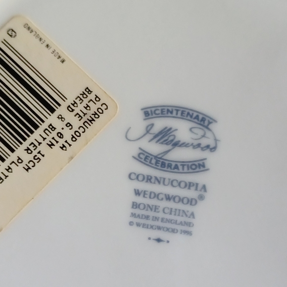 Wedgwood Cornucopia Set of 2 Tea Plates 6" Bone China 1995 Made in England - Picture 3 of 7
